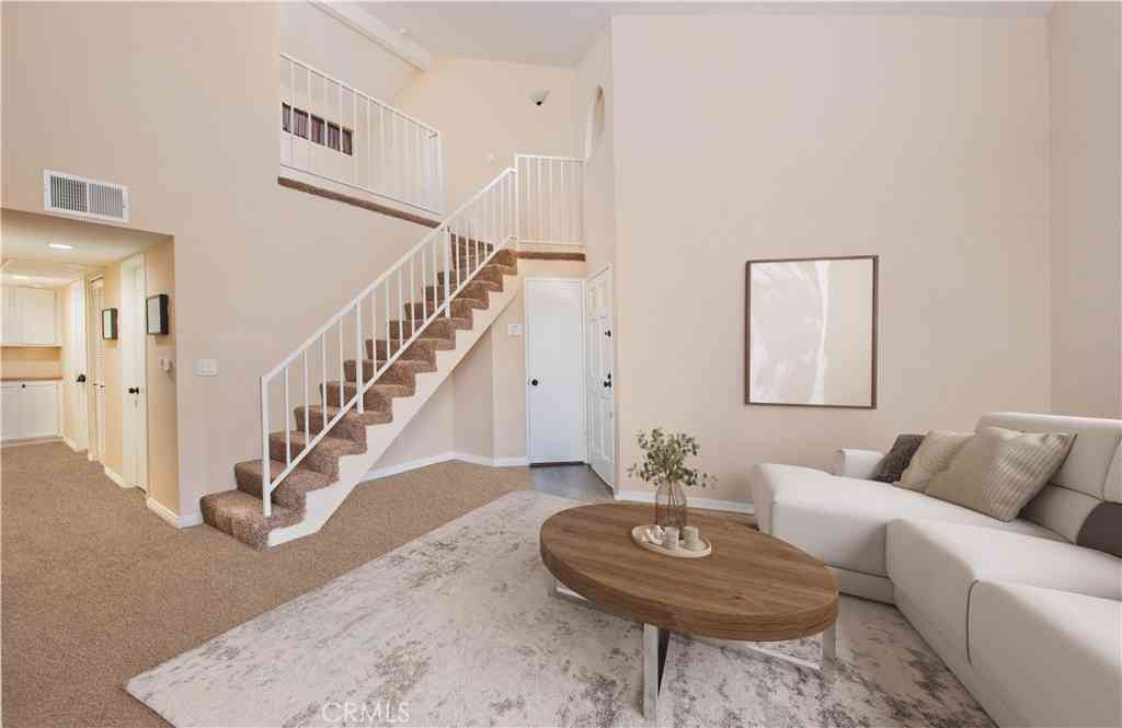 Condo For Sale - 19804 Sandpiper Place #10<br/> Newhall, CA 91321