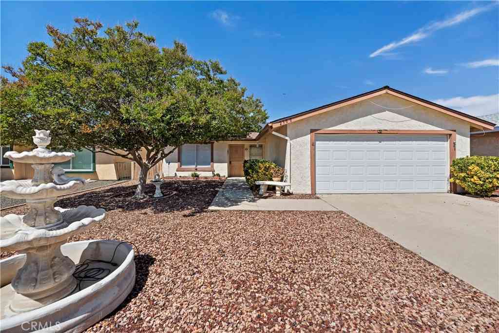 Homes For Sale - 2300 El Grande<br/> Hemet, CA 92545