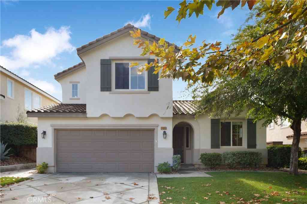 Homes For Sale - 34063 Corktree Road<br/> Lake Elsinore, CA 92532