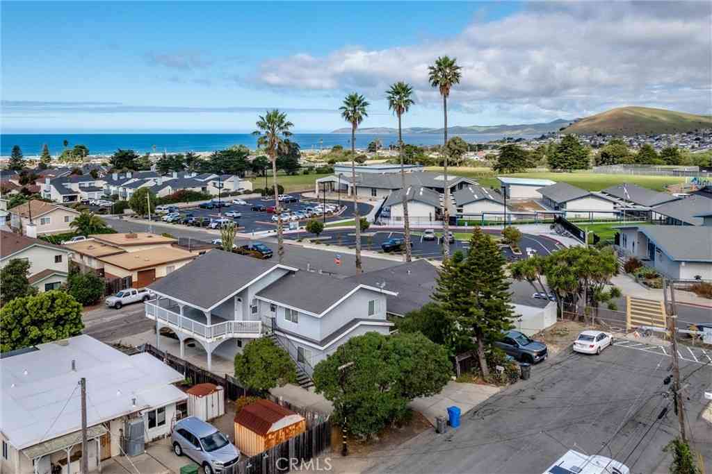 Homes For Sale - 2990 Fir<br/> Morro Bay, CA 93442