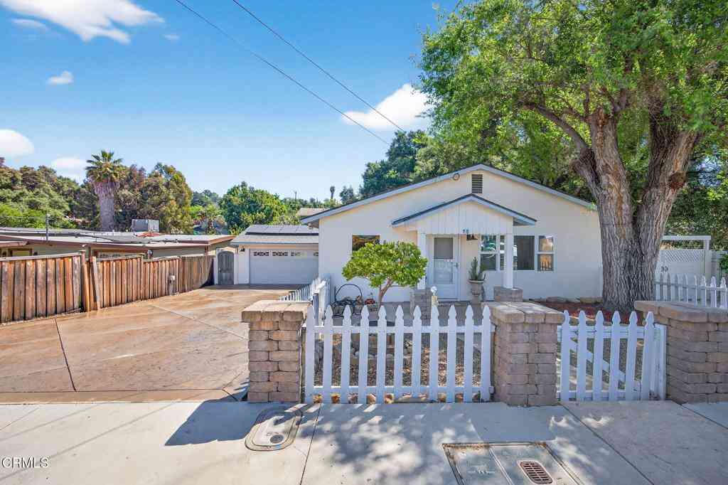 Homes For Sale - 98 Mountain View Street<br/> Ventura County, Oak View, CA 93022
