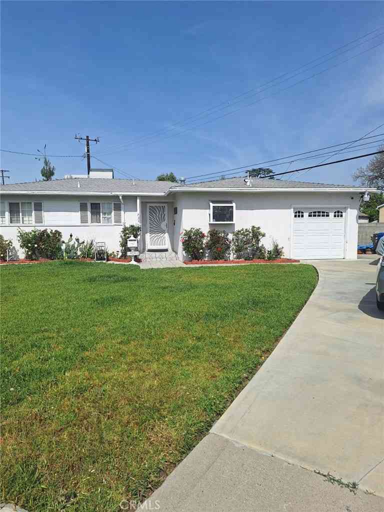 Homes For Sale - 929 Russelle Dr.<br/> West Covina, CA 91790