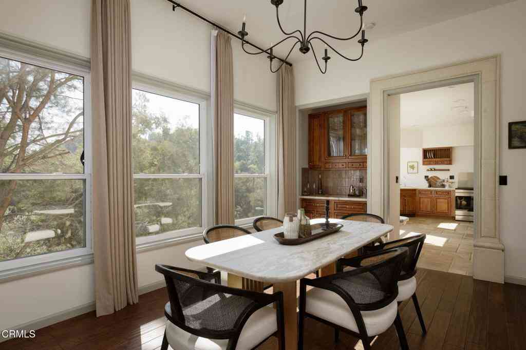 Condo For Sale - 52 N Arroyo Boulevard<br/> Pasadena, CA 91105