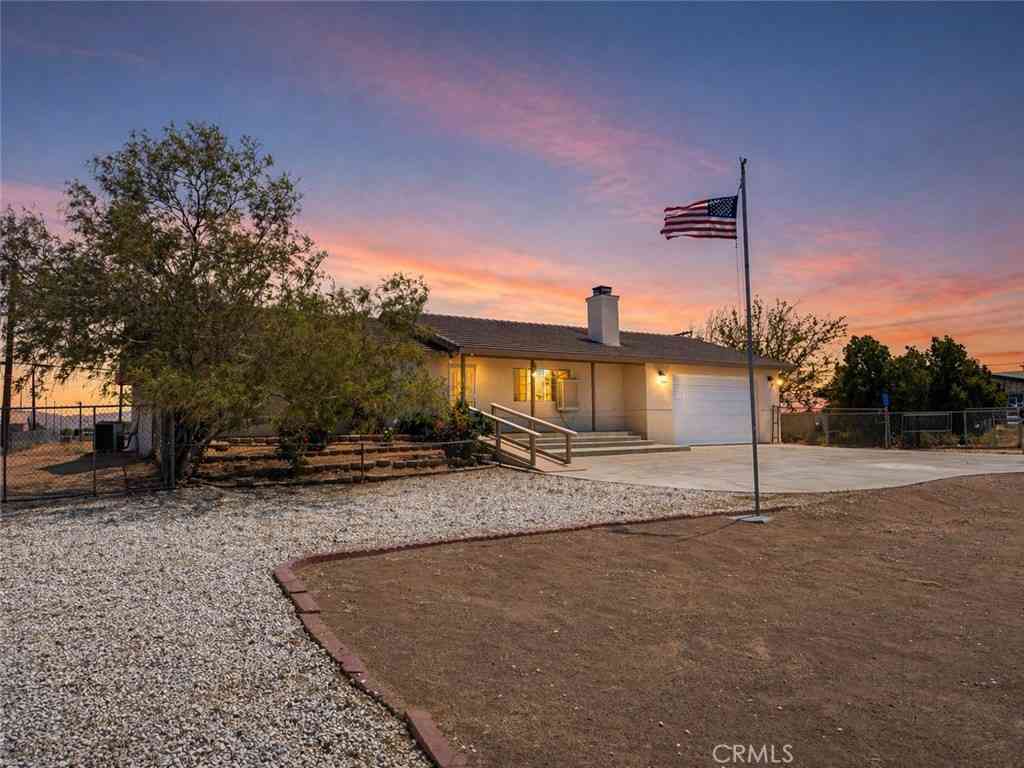 Homes For Sale - 16131 Dale Evans Parkway<br/> Apple Valley, CA 92307