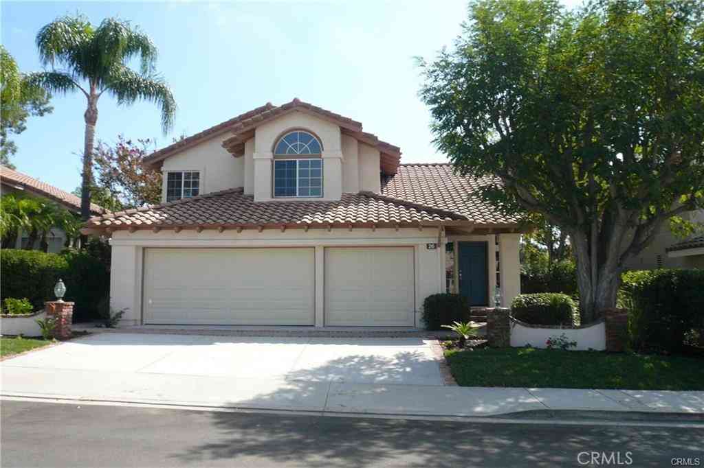 Homes For Rent - 26 Reata<br/> Rancho Santa Margarita, CA 92688