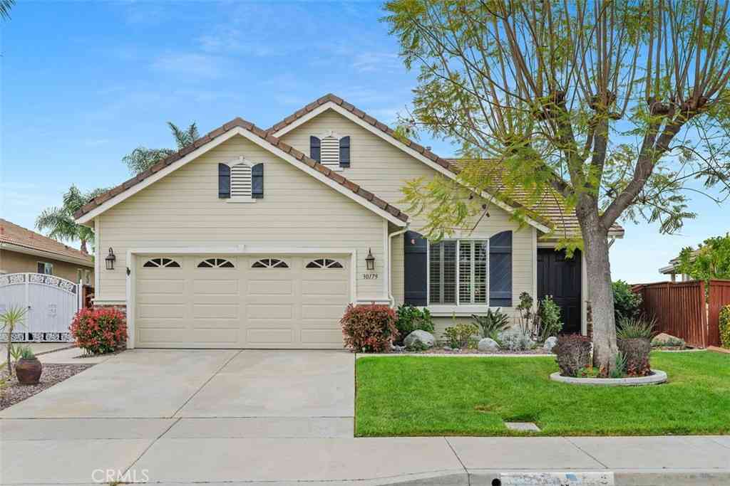 Homes For Sale - 30179 Iron Horse Drive<br/> Murrieta, CA 92563
