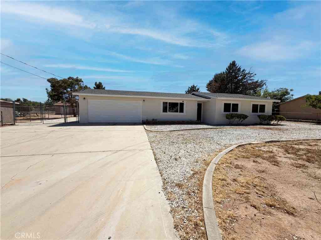 Homes For Sale - 15011 Mission Street<br/> Hesperia, CA 92345