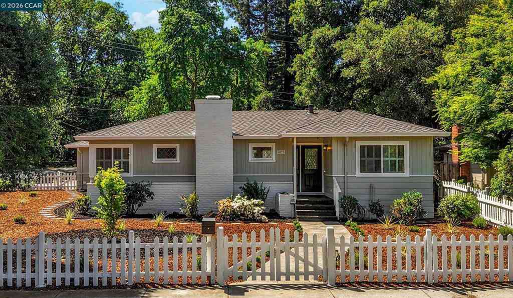 Homes For Sale - 4073 Legion Ct<br/> Lafayette, CA 94549
