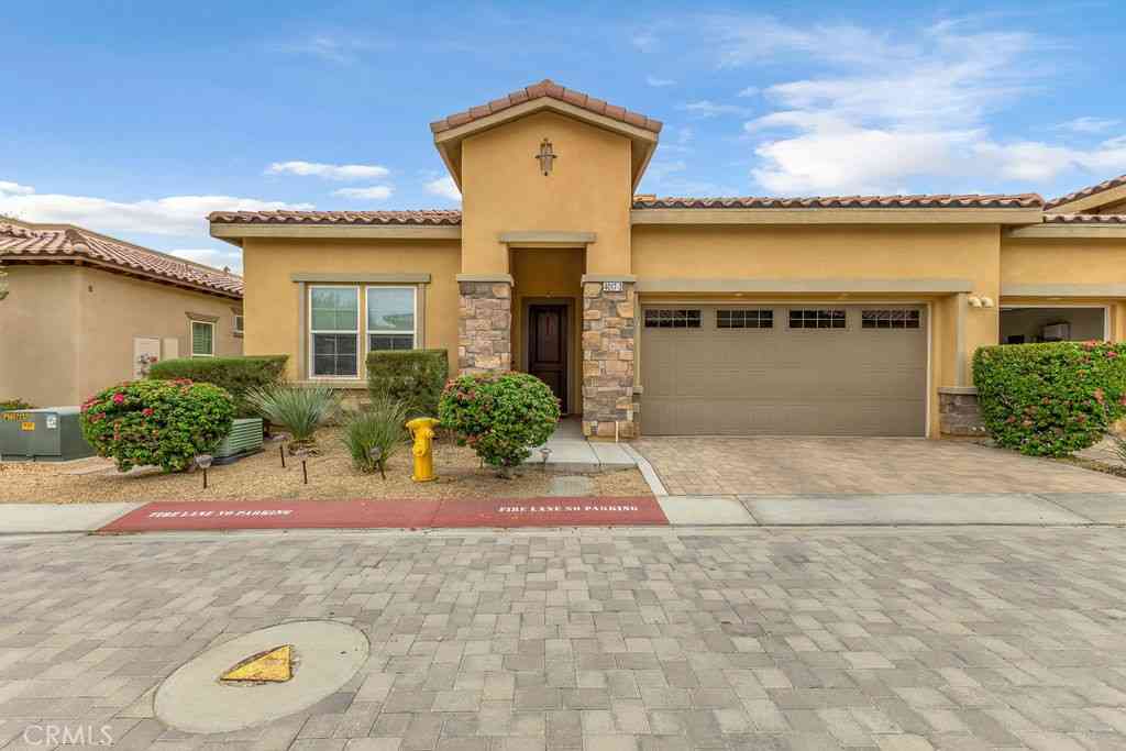 Homes For Sale - 4017 Via Fragante #3<br/> Palm Desert, CA 92260