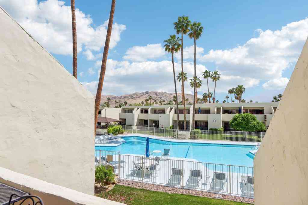 Condo For Sale - 1655 E Palm Canyon Drive #114<br/> Riverside County, Palm Springs, CA 92264