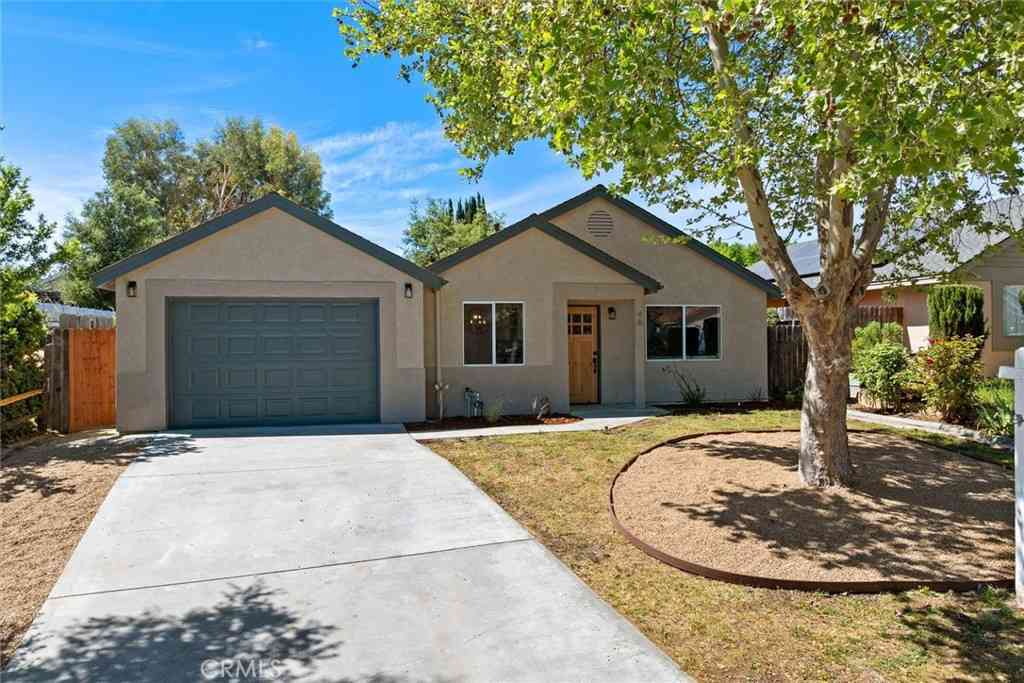 Homes For Sale - 46 Lone Oak<br/> Templeton, CA 93465
