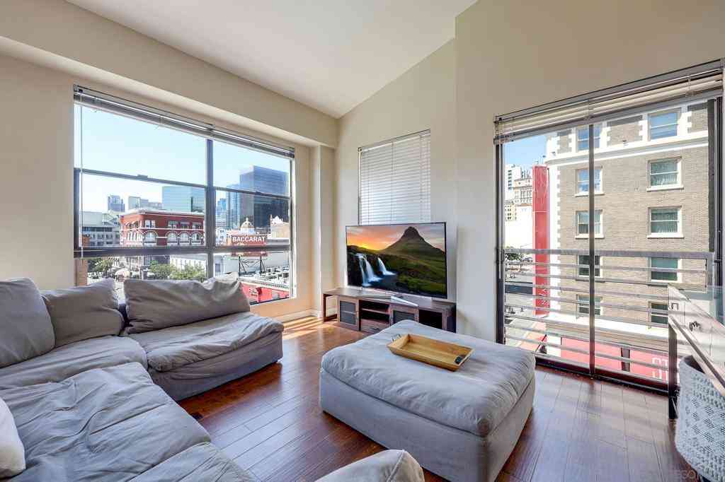 Condo For Sale - 777 6th Ave #419<br/> San Diego, CA 92101