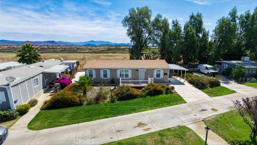 Mobile Home For Sale - 5800 Hamner Ave #360<br/> Eastvale, CA 91752