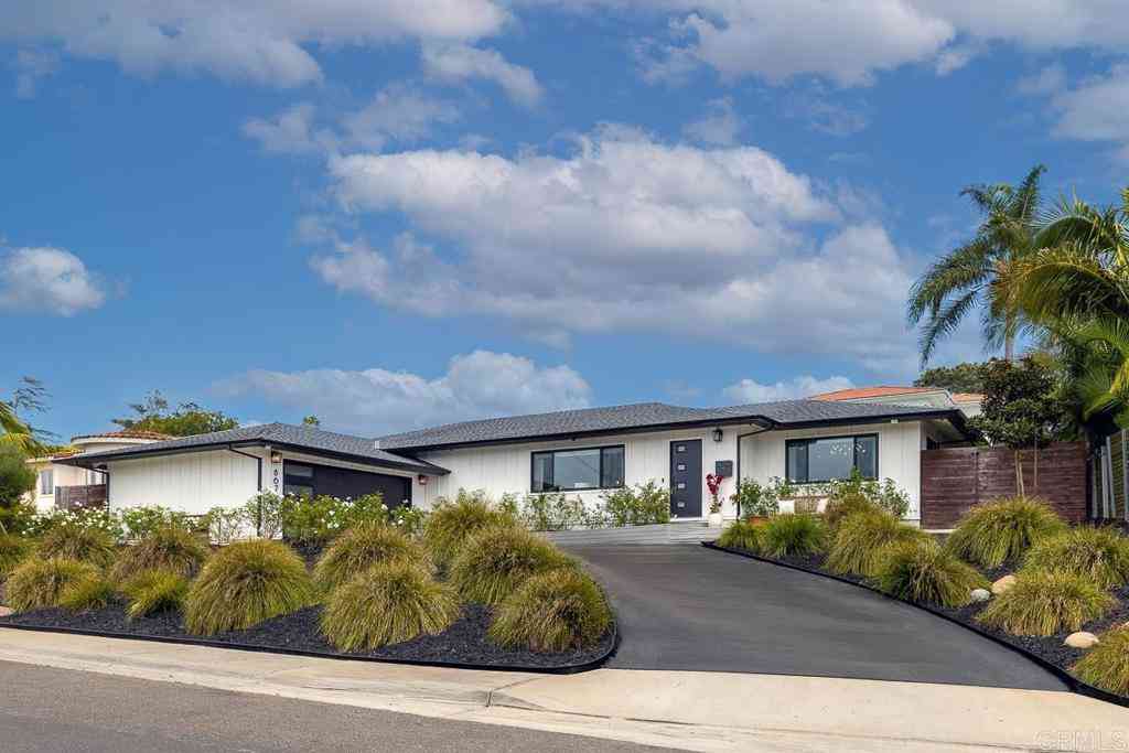 Homes For Sale - 8675 Glenwick Lane<br/> La Jolla, CA 92037