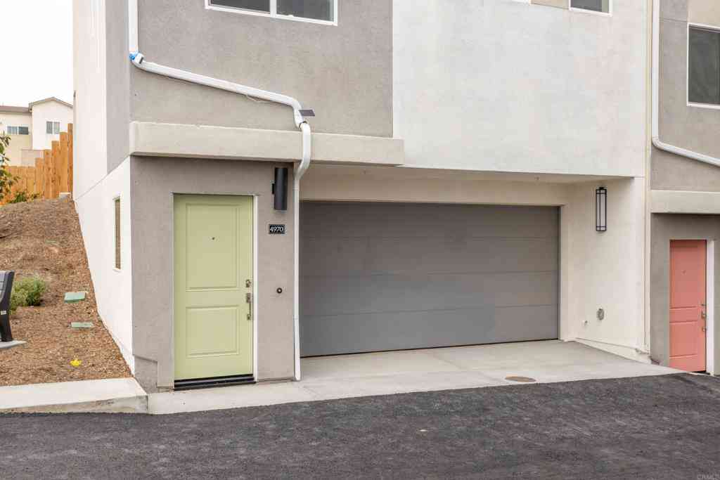 Townhouse For Sale - 4978 Ocean View Boulevard<br/> San Diego, CA 92113