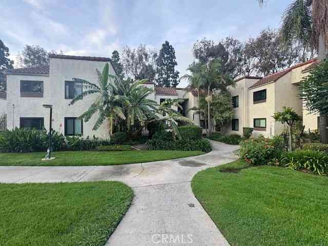 Condo For Sale - 721 W 1st<br/> Santa Ana, CA 92701