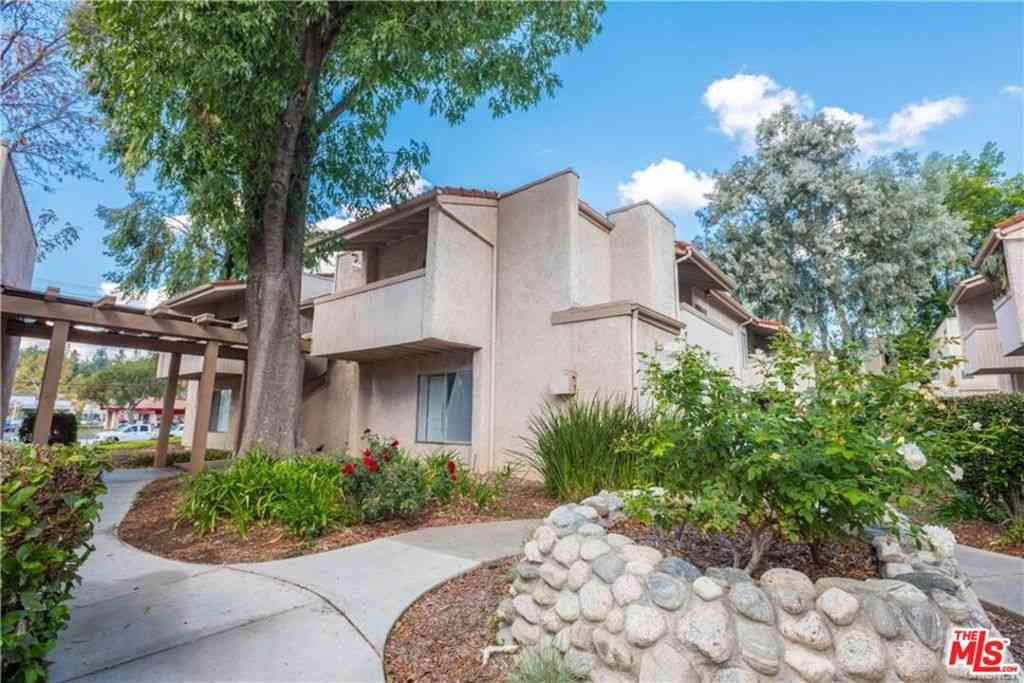 Condo For Sale - 28947 Thousand Oaks Boulevard #112<br/> Agoura Hills, CA 91301