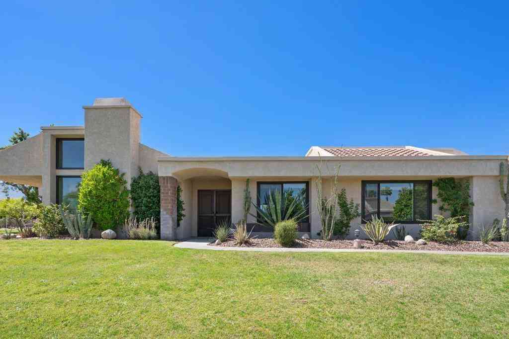 Condo For Sale - 68145 Seven Oaks Place<br/> Cathedral City, CA 92234