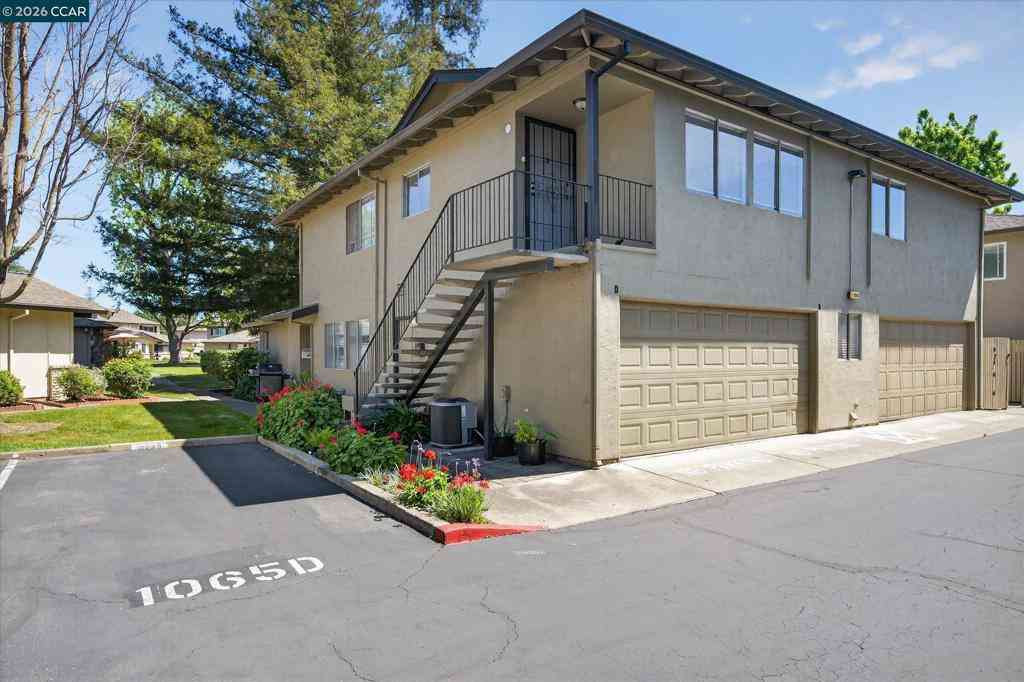 Condo For Sale - 1065 Mohr Ln #D<br/> Contra Costa County, Concord, CA 94518