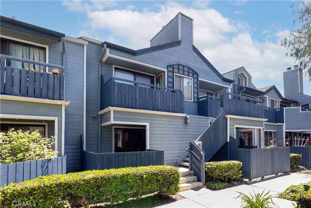 Condo For Sale - 7324 Quill #44<br/> Downey, CA 90242