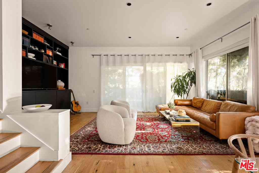 Condo For Rent - 1200 N Sweetzer Avenue #1<br/> West Hollywood, CA 90069