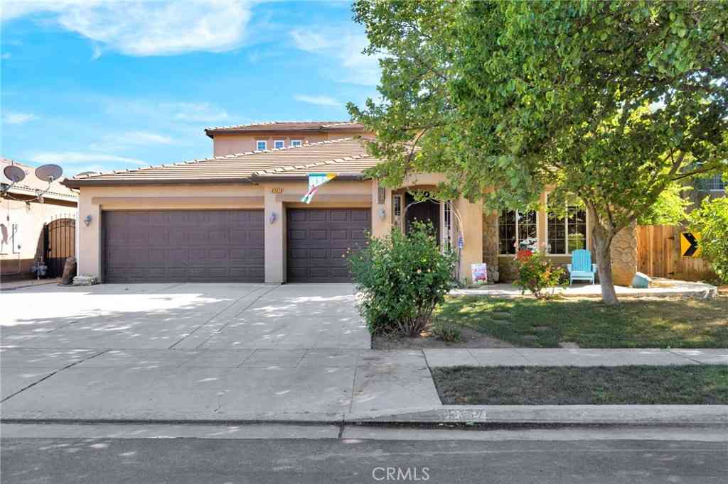 Homes For Sale - 6367 E Dayton Avenue<br/> Fresno County, Fresno, CA 93727