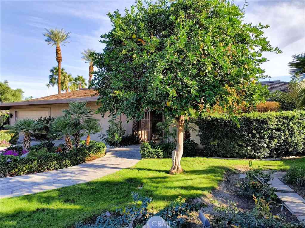 Homes For Sale - 6 Whittier Court<br/> Rancho Mirage, CA 92270