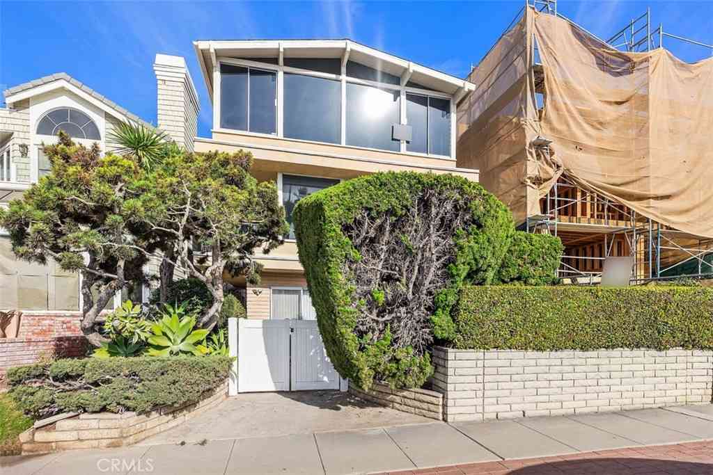 Condo For Rent - 2512 Ocean Boulevard #B<br/> Corona Del Mar, CA 92625