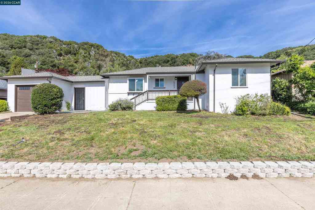 Homes For Sale - 4353 Bermuda Ave<br/> Oakland, CA 94619