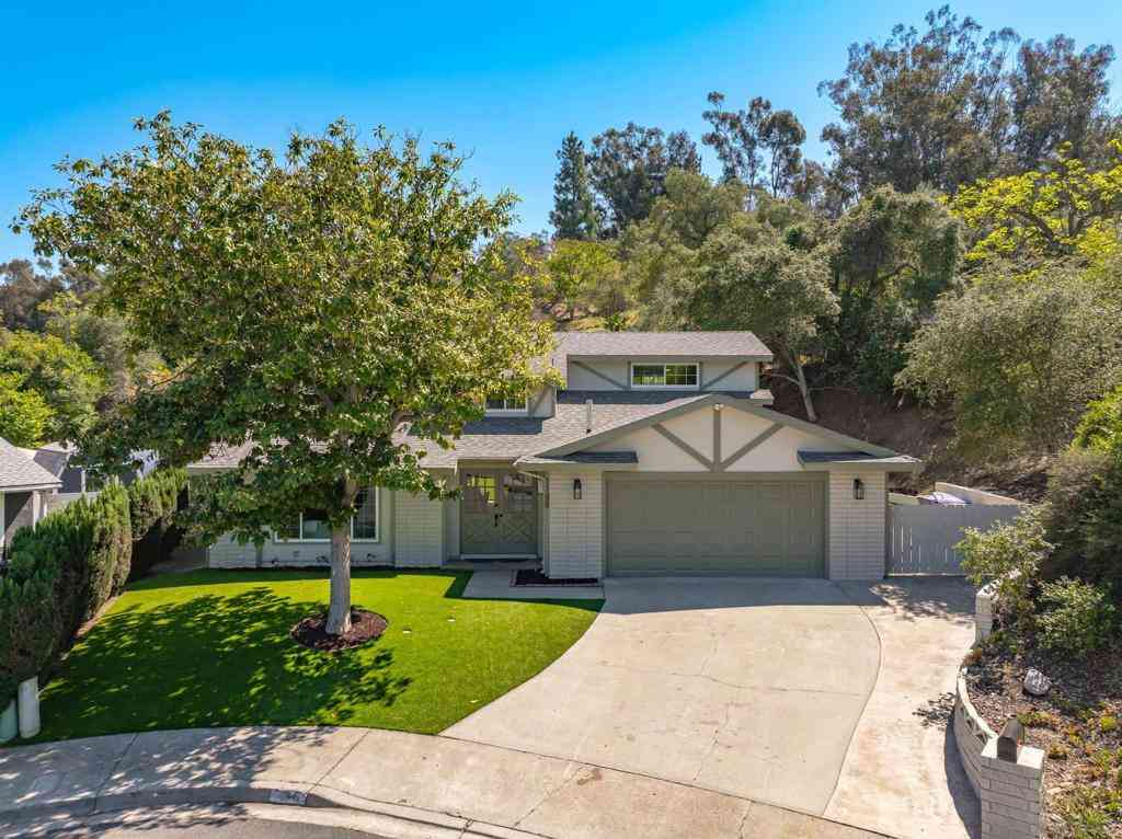 Homes For Sale - 1198 Benjamin Pl<br/> El Cajon, CA 92020