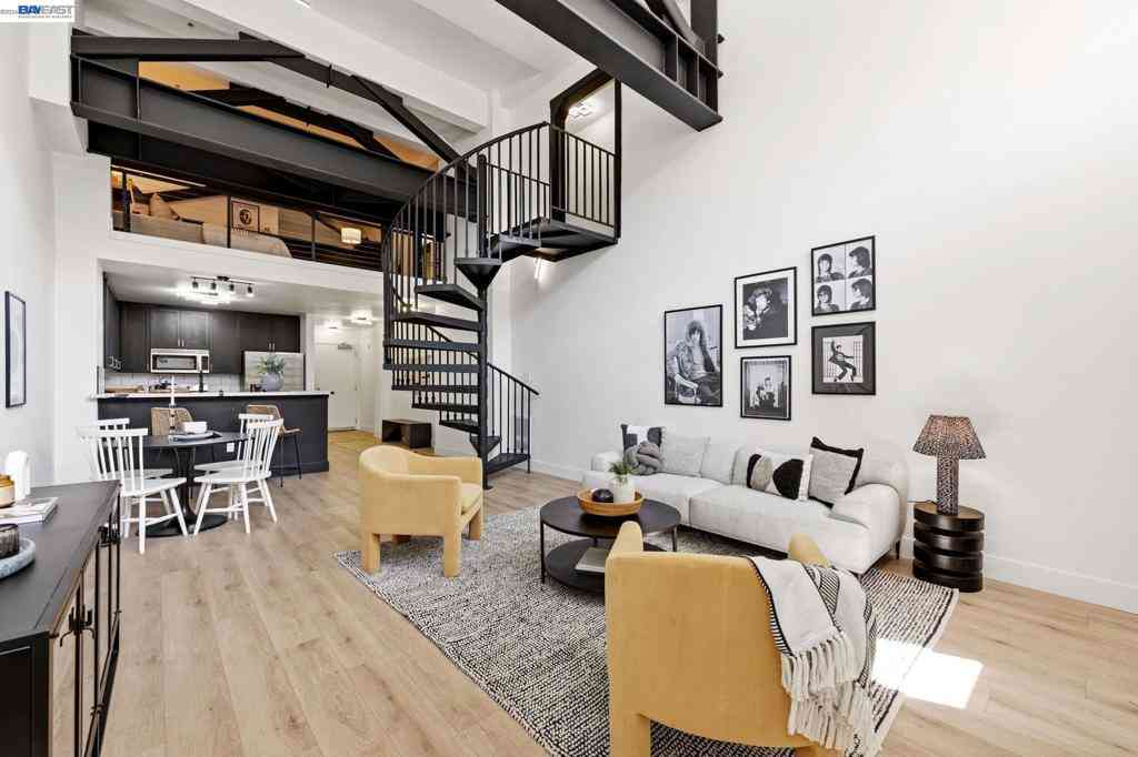 Condo For Sale - 330 13th St #1A<br/> Oakland, CA 94612