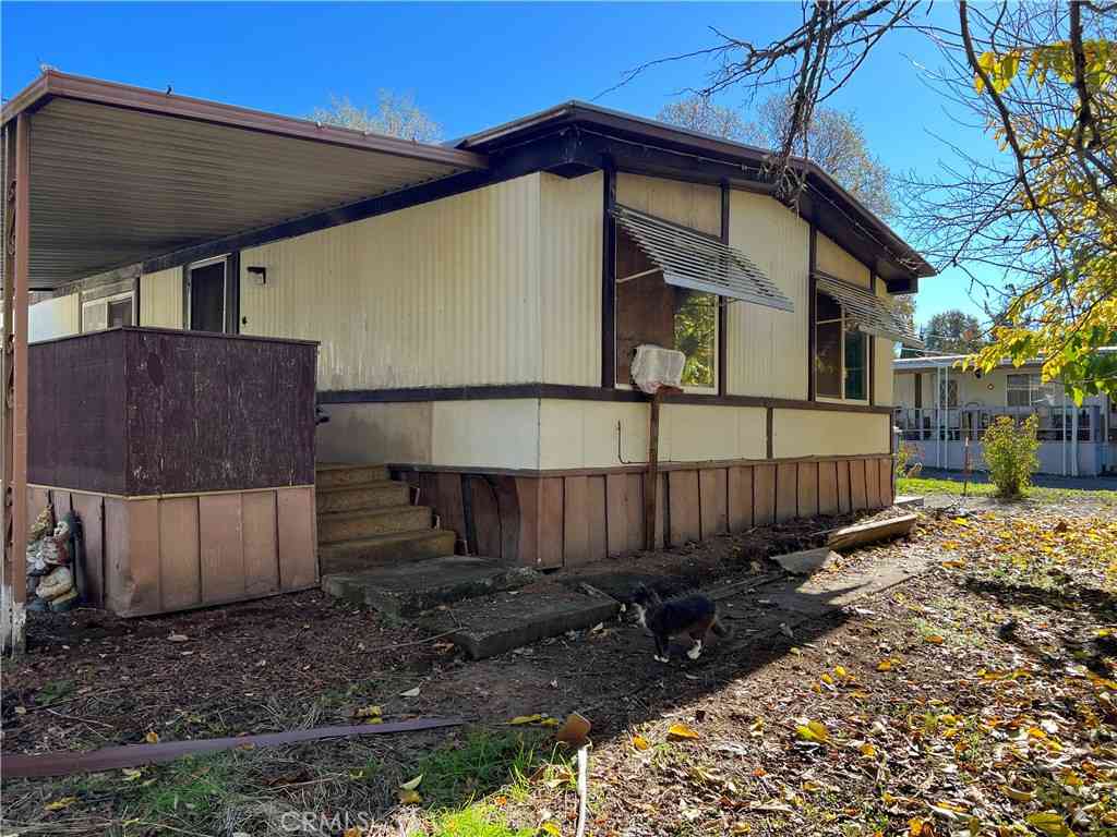 Mobile Home For Sale - 10152 Lucky<br/> Lower Lake, CA 95457
