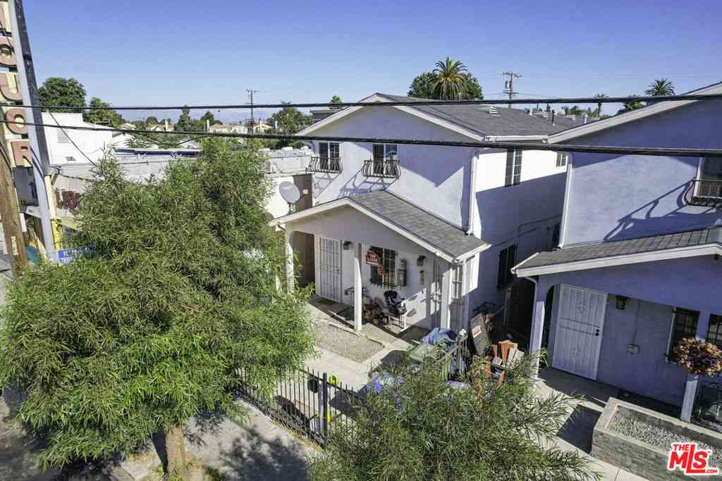 Condo For Rent - 10952 Wilmington Avenue #10952<br/> Los Angeles, CA 90059