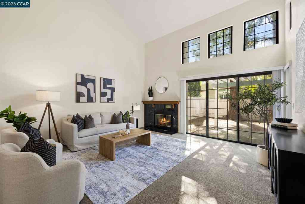 Townhouse For Sale - 1892 Appia Ct.<br/> Walnut Creek, CA 94598