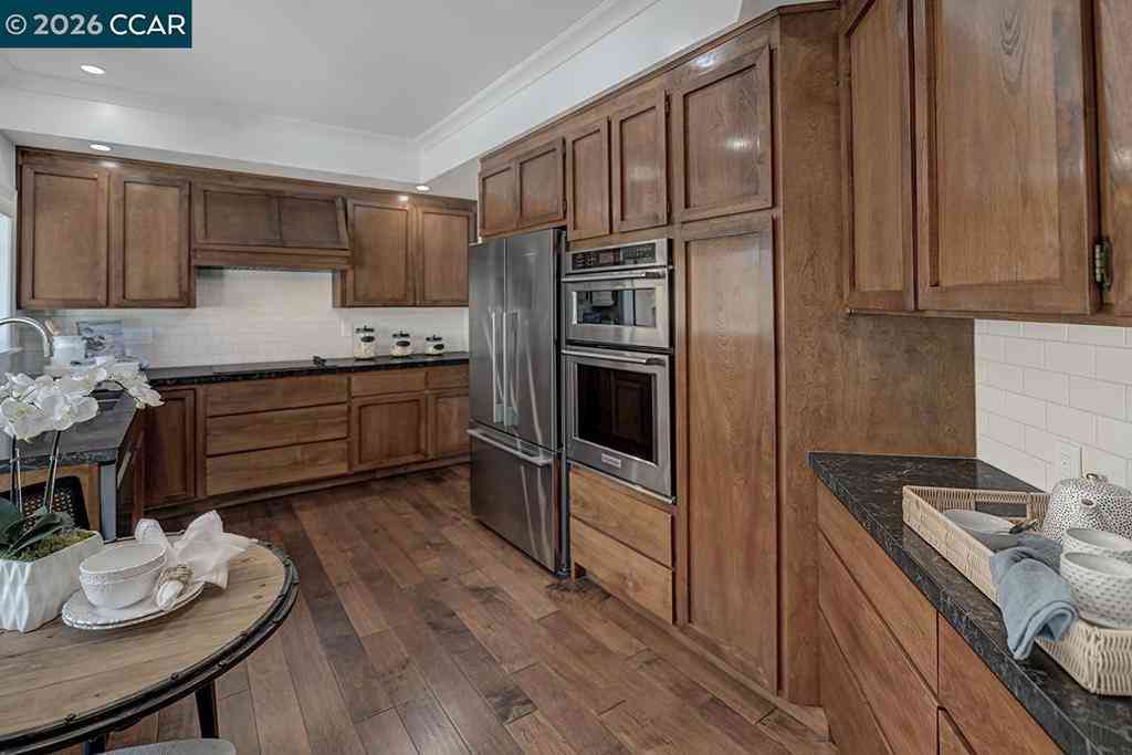 Condo For Sale - 3711 Terra Granada Dr #3B<br/> Walnut Creek, CA 94595