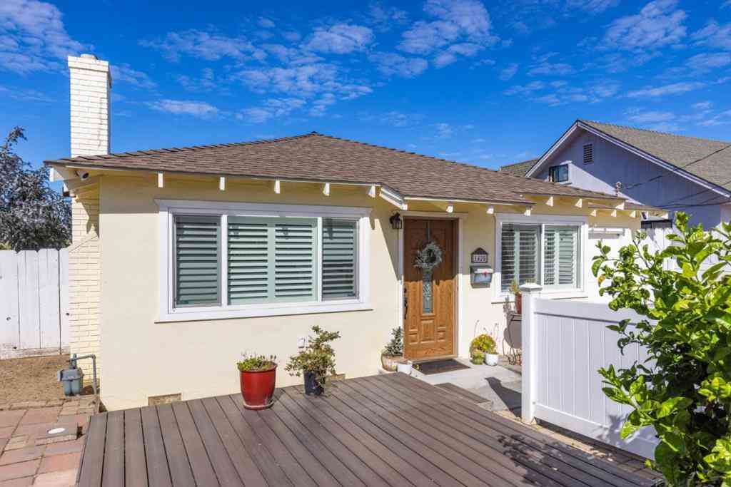 Homes For Sale - 1425 Luxton Street<br/> Monterey County, Seaside, CA 93955