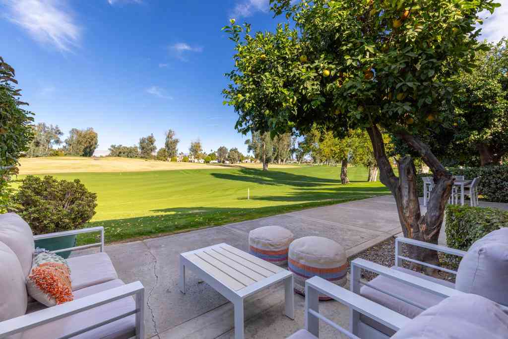 Condo For Rent - 35 Mission Court Court<br/> Rancho Mirage, CA 92270