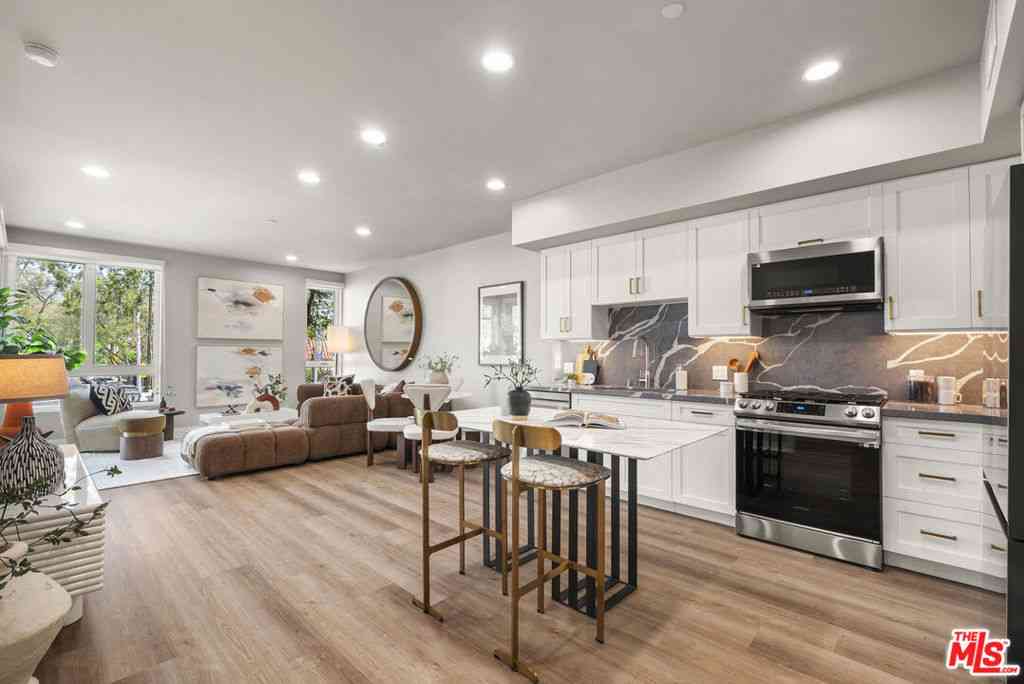 Condo For Rent - 7428 Santa Monica Boulevard #308<br/> West Hollywood, CA 90046