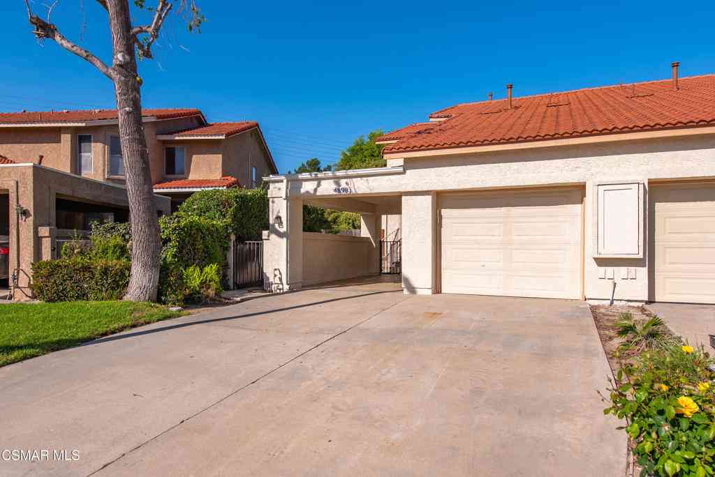 Homes For Sale - 4898 Elderberry Avenue<br/> Ventura County, Moorpark, CA 93021