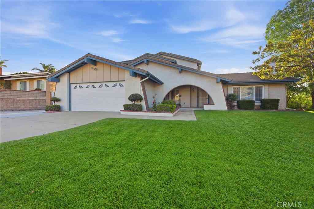 Homes For Sale - 6287 Cameo<br/> San Bernardino County, Rancho Cucamonga, CA 91701