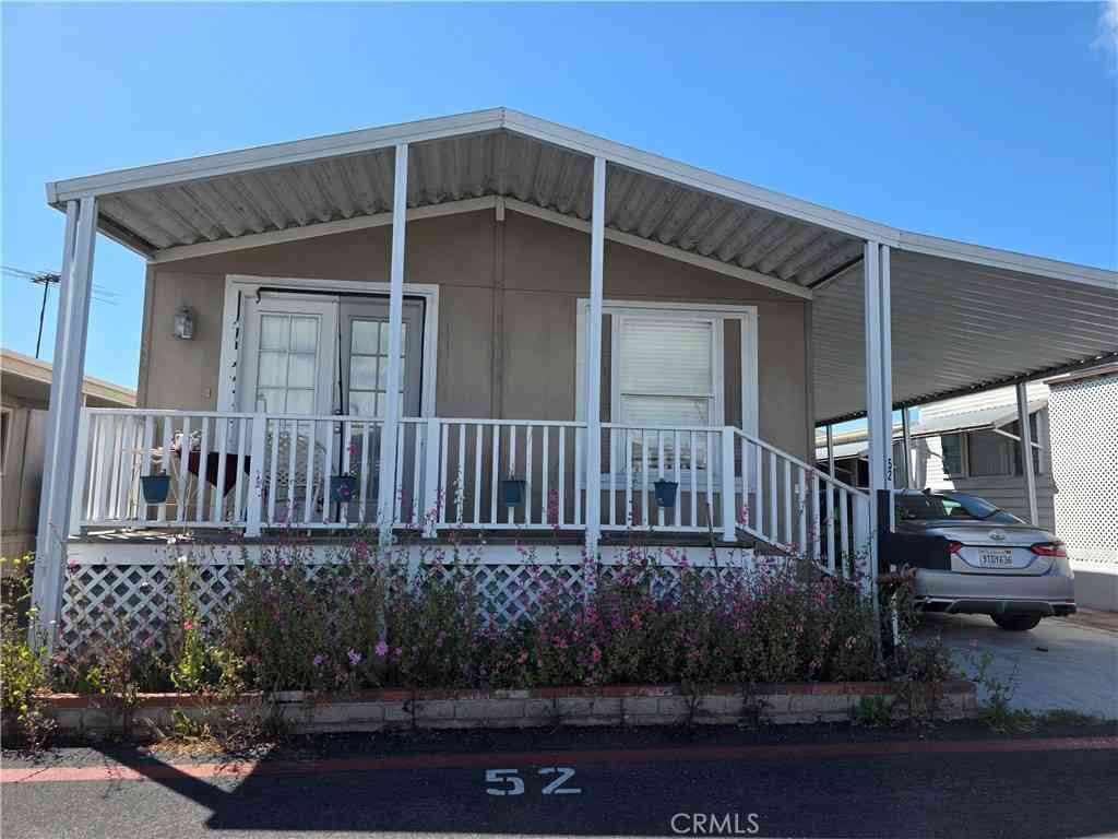 Mobile Home For Sale - 24200 Walnut #52<br/> Torrance, CA 90501