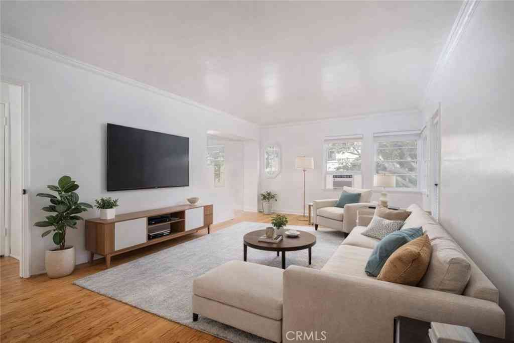 Apartment For Rent - 265 N Swall Drive<br/> Beverly Hills, CA 90211