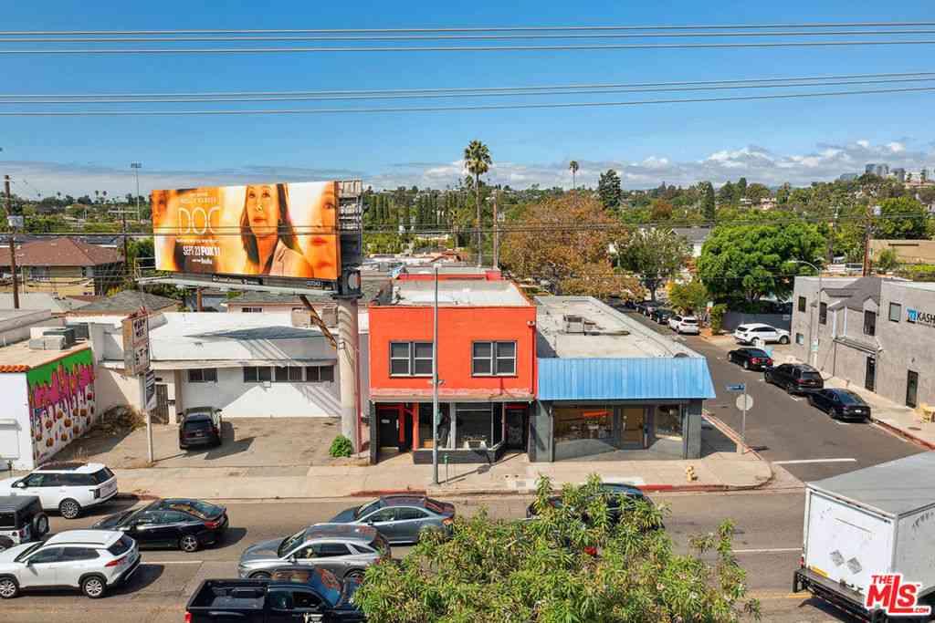 Homes For Sale - 2847 S Robertson Boulevard<br/> Los Angeles, CA 90034