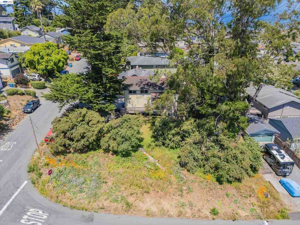 Vacant Land For Sale - 6th St<br/> Montara, CA 94037