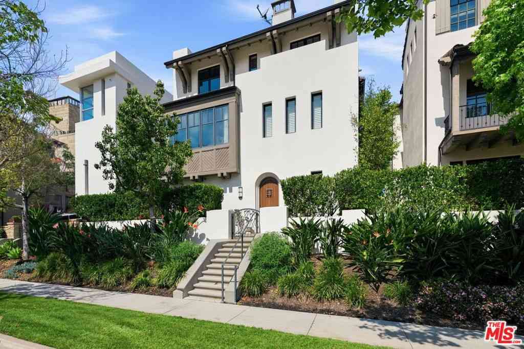 Homes For Rent - 13079 Bluff Creek Drive<br/> Los Angeles, CA 90094