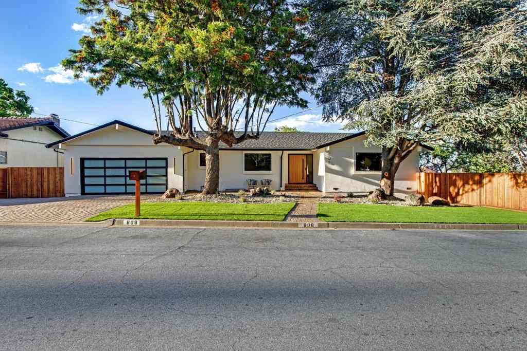 Homes For Sale - 808 Mohican Way<br/> San Mateo County, Redwood City, CA 94062