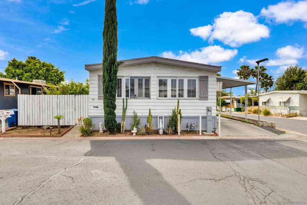 Mobile Home For Sale - 400 Greenfield Dr #SPC 101<br/> El Cajon, CA 92021