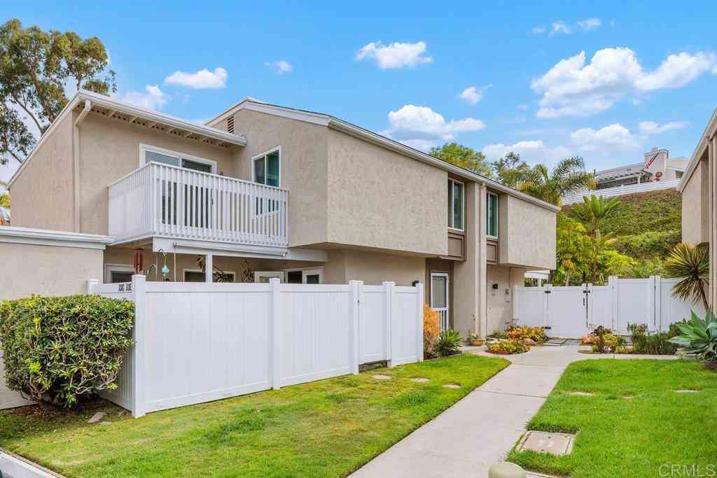Townhouse For Sale - 1081 Woodlake Dr<br/> Cardiff By The Sea, CA 92007