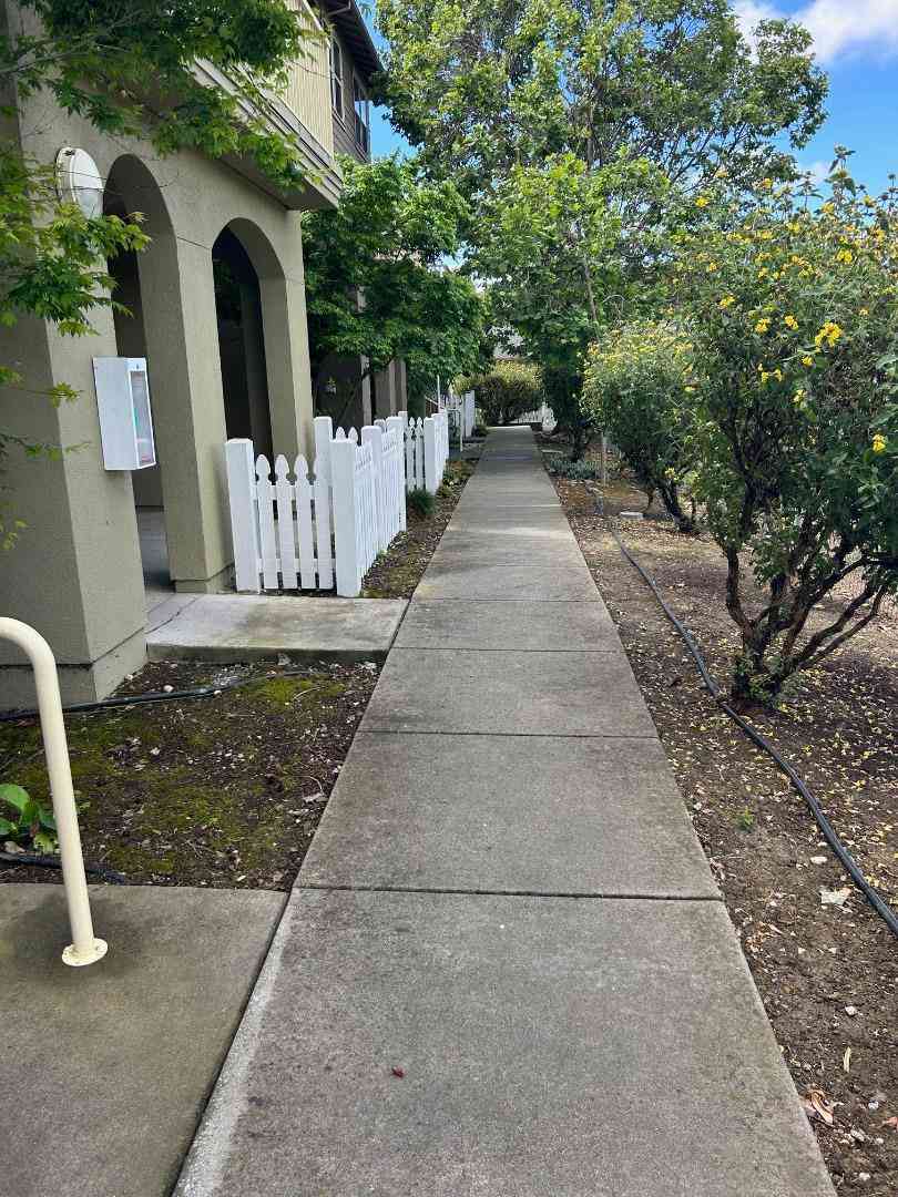Condo For Sale - Residential<br/> Watsonville, CA 95076