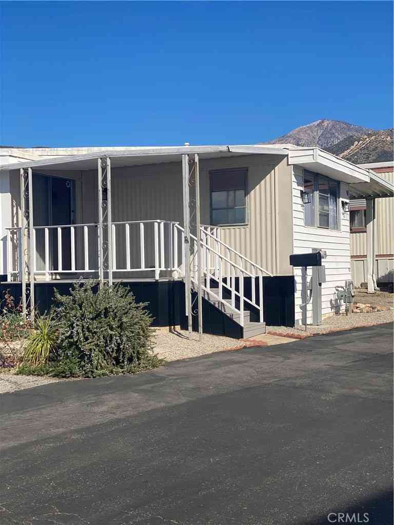 Mobile Home For Sale - 10675 Bryant Street #7<br/> Yucaipa, CA 92399